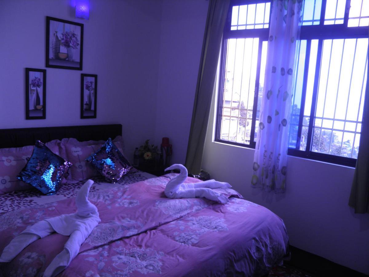 Shalom Inn Home Stay Dardzsiling Kültér fotó