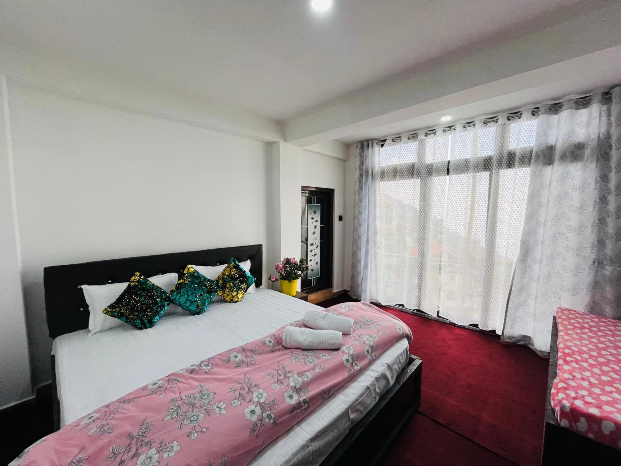 Shalom Inn Home Stay Dardzsiling Kültér fotó