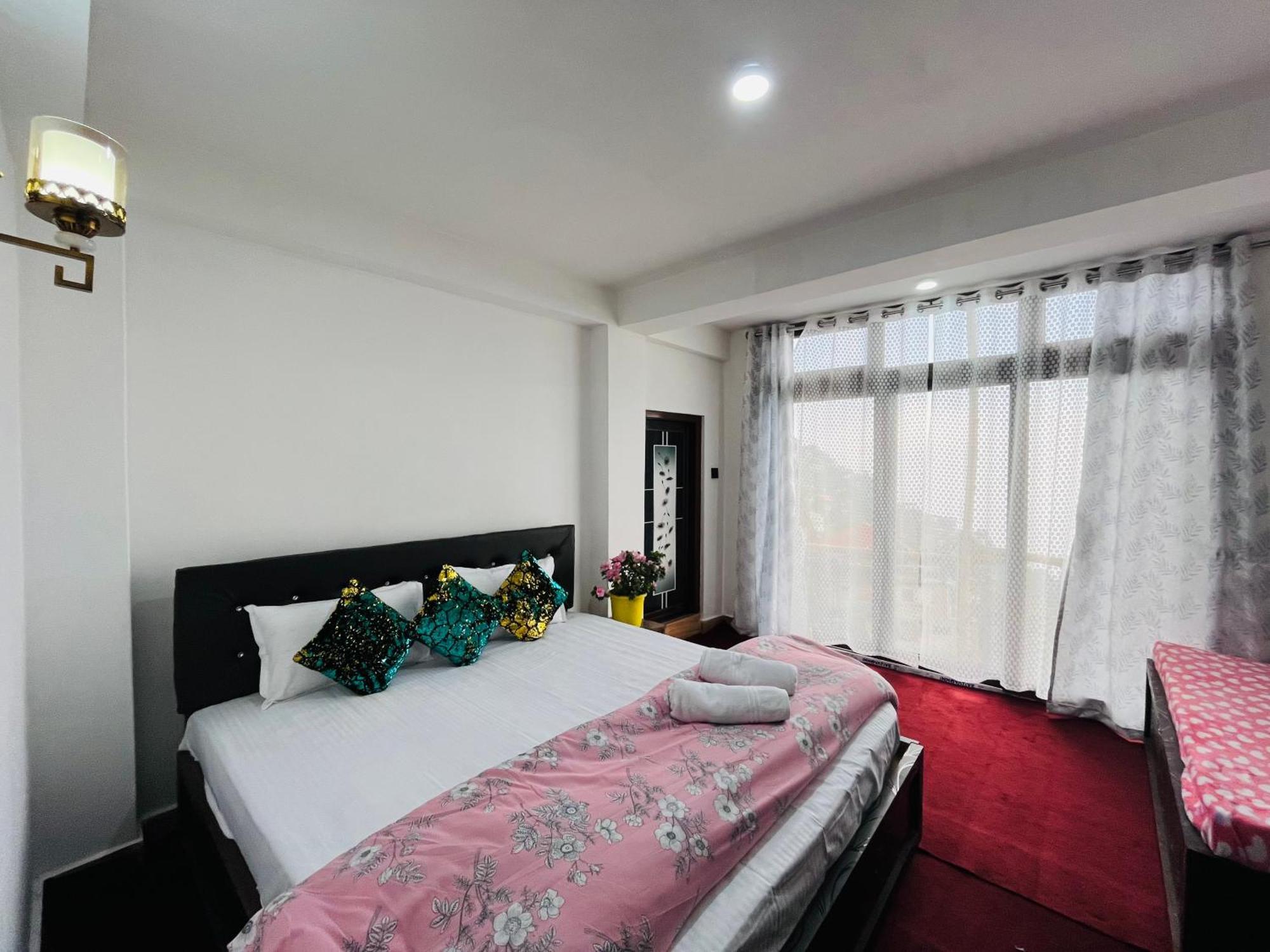 Shalom Inn Home Stay Dardzsiling Kültér fotó