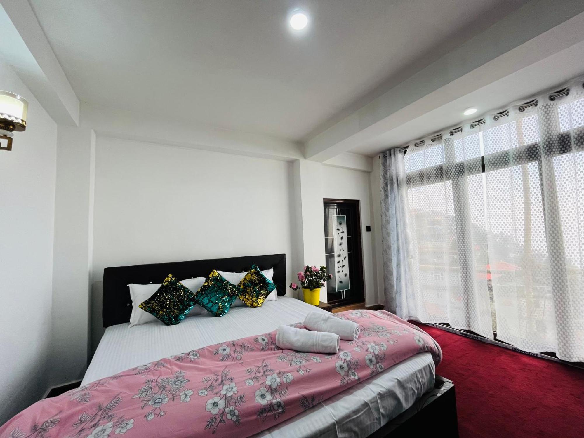 Shalom Inn Home Stay Dardzsiling Kültér fotó