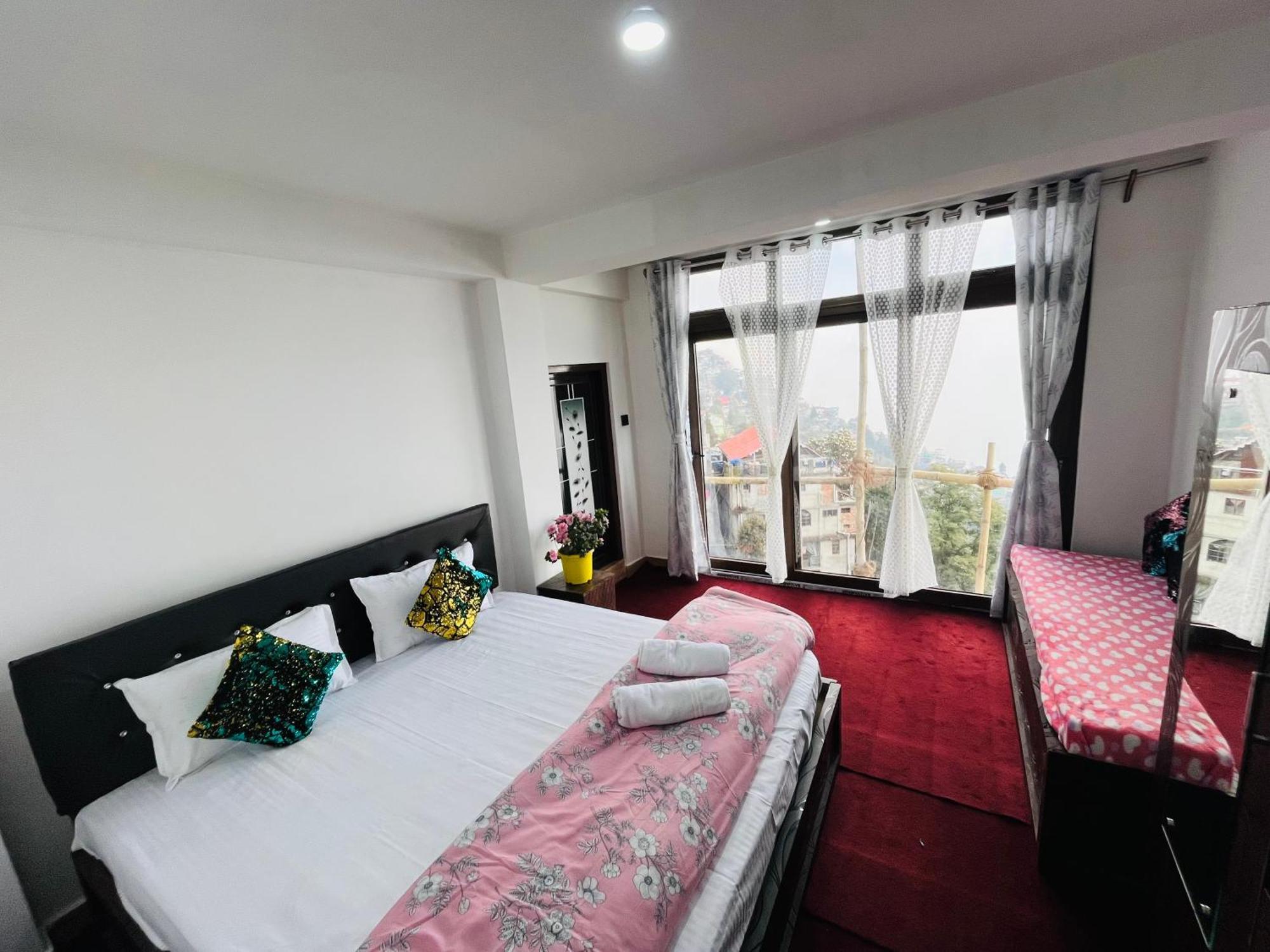 Shalom Inn Home Stay Dardzsiling Kültér fotó