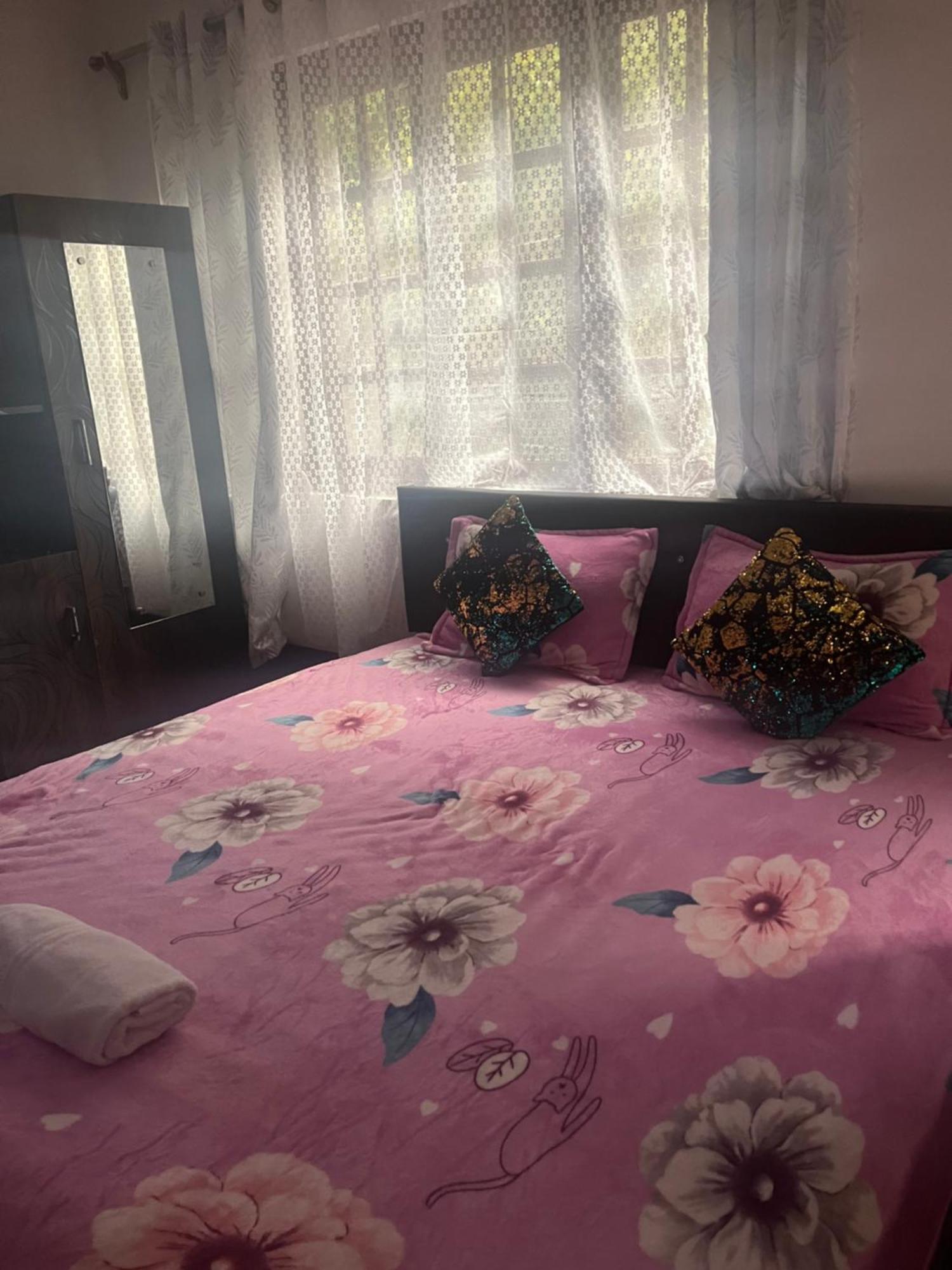Shalom Inn Home Stay Dardzsiling Kültér fotó